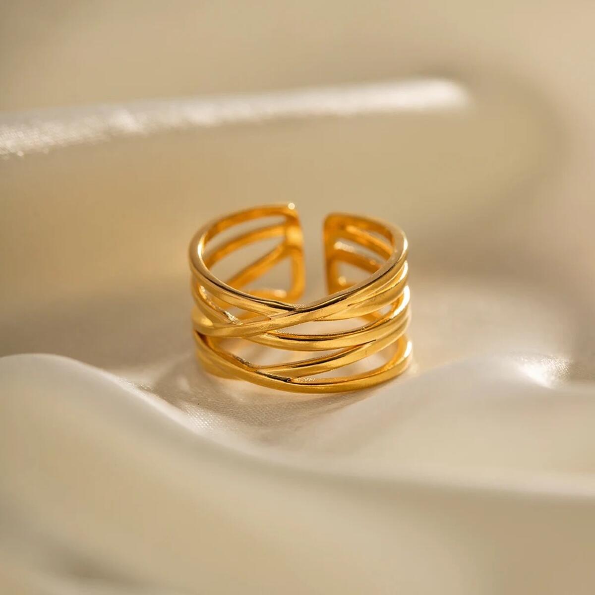 Wave Ring R6346D