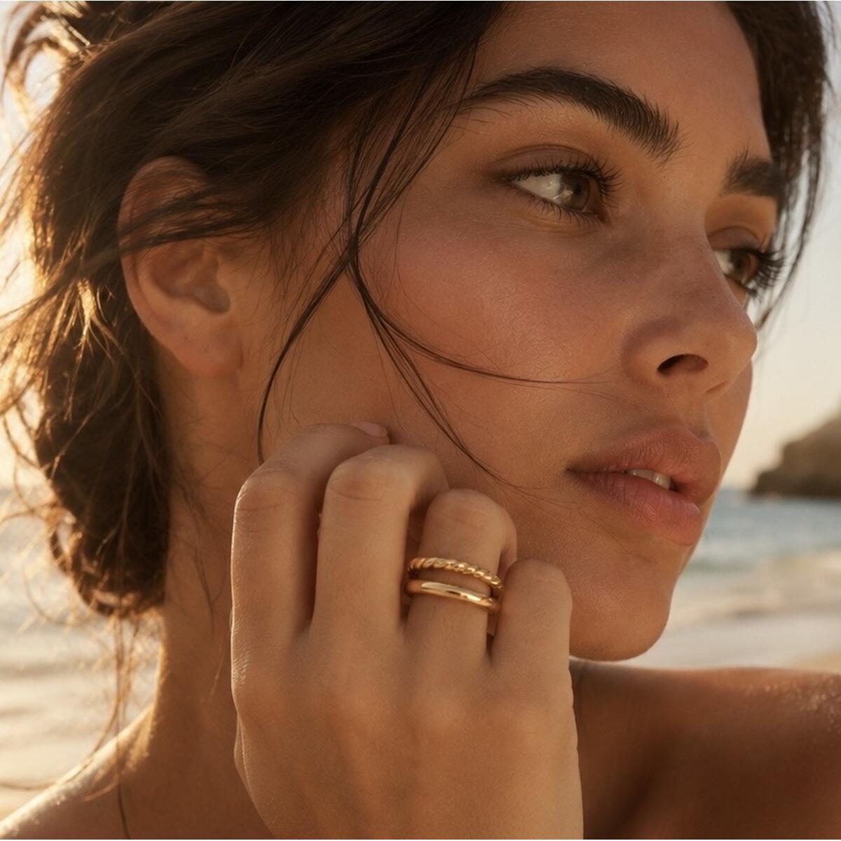 Ocean Duo Twist Ring Gold