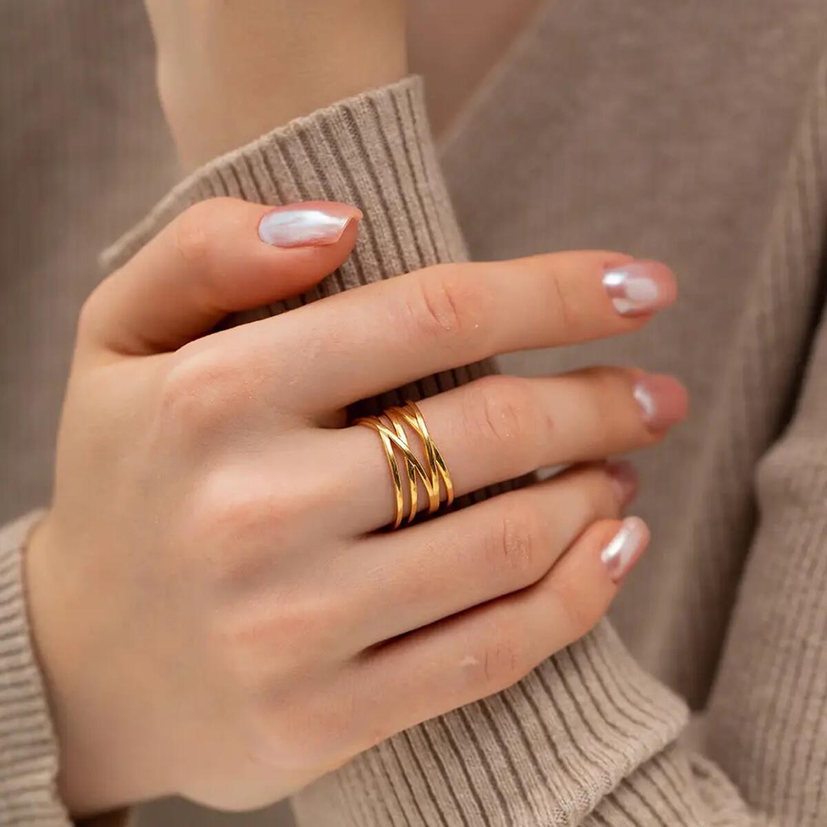 Wave Ring R6346D