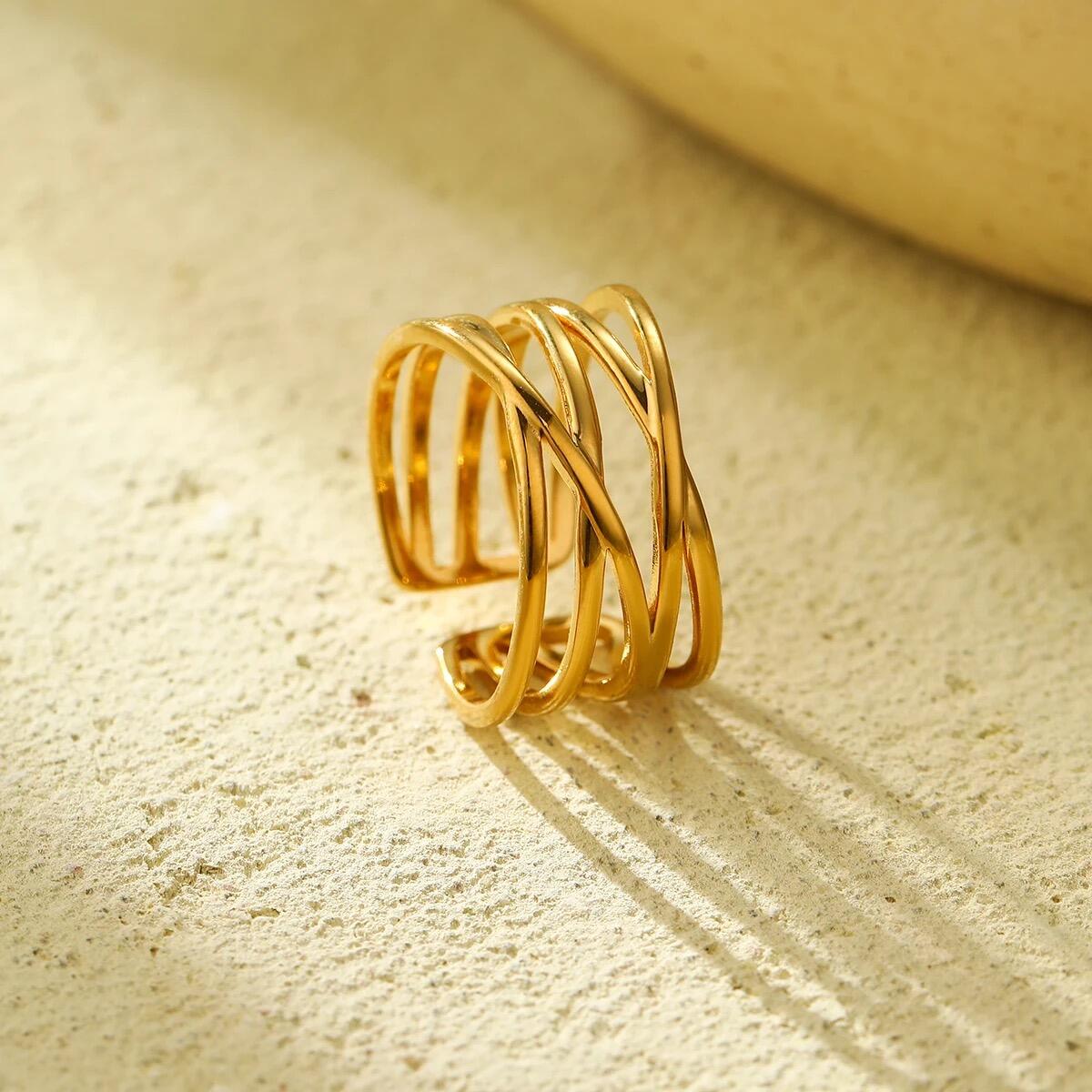 Wave Ring R6346D